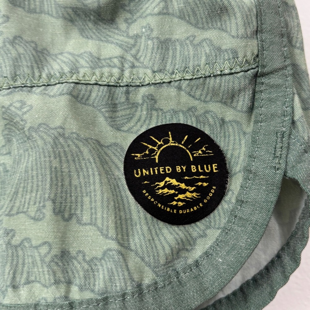 United By Blue Womens Scallop Boardshort Green Wave Print Size Medium M - Picture 2 of 5